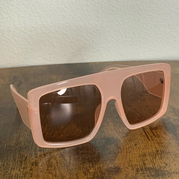Pink Sunglasses - Picture 5 of 10